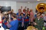 Thumbs/tn_Carnavals maandagavond in VdG 181.jpg